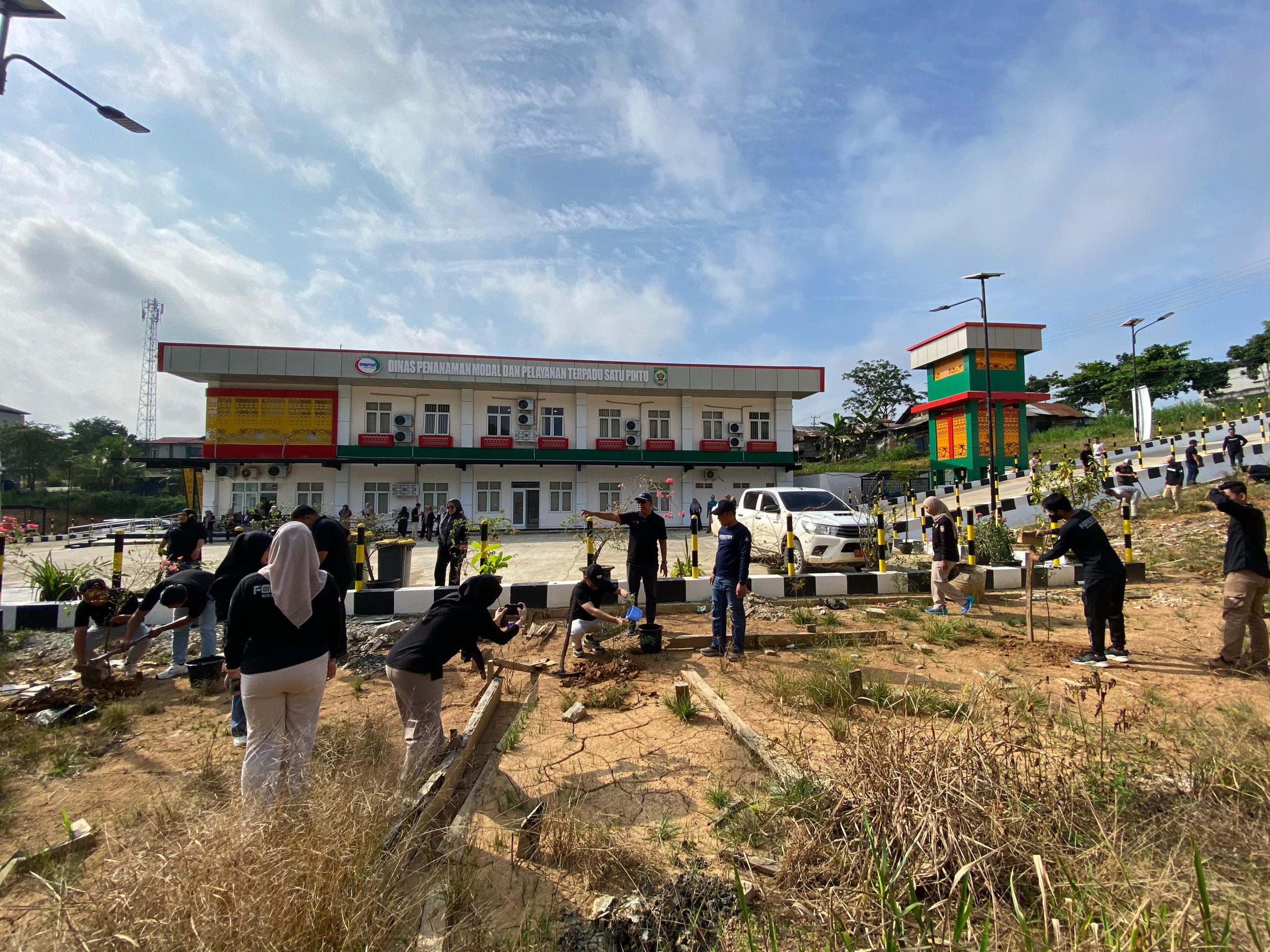 MPP Kabupaten Balangan Laksanakan Penanaman Pohon untuk Dukung Penghijauan LingkunganKabupaten Balangan